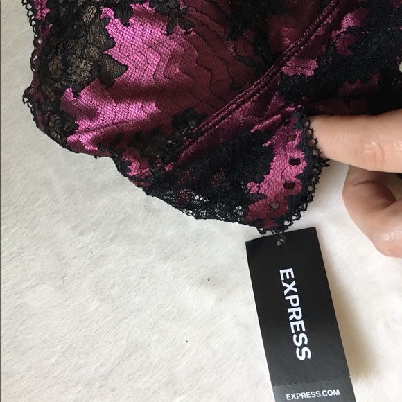 EXPRESS magenta & black lace harness bra top NWT🌺 - Picture 4 of 8